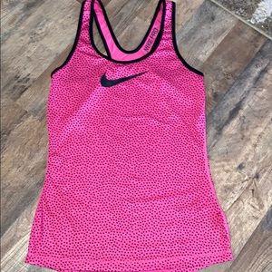 NIKE tank